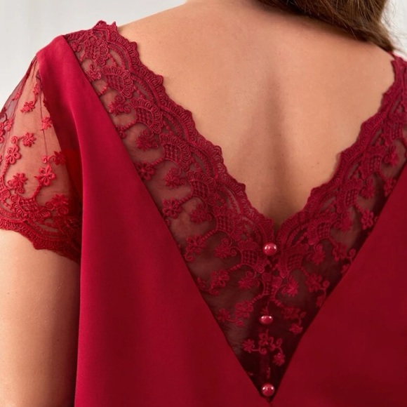 Plus size luxe contrast embroidered lace mesh blouse - Picture 9 of 16